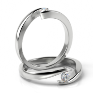 Pierścionek złoty z brylantem 0.07 ct ST-013